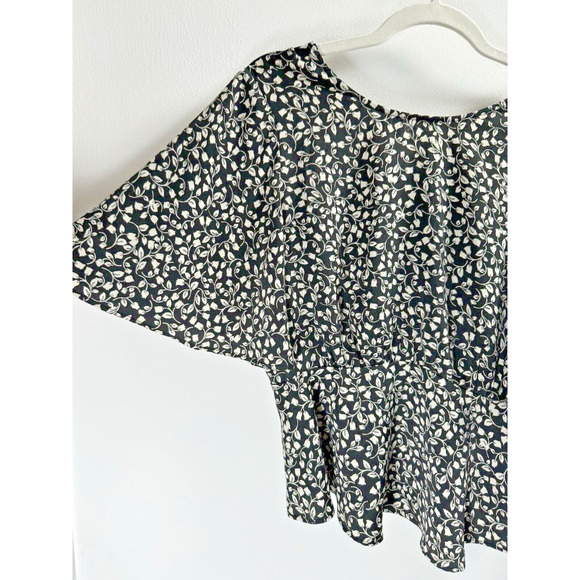 Who What Wear Floral Flowy Flutter Flounce Peplum Preppy Twee Office Blouse XS - Picture 2 of 6
